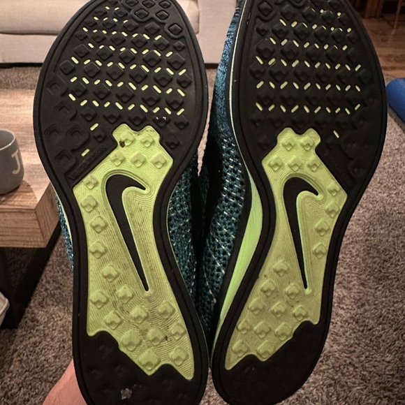 Mens Nike Flyknit Racer Blue Gecko size 12 - Picture 5 of 5